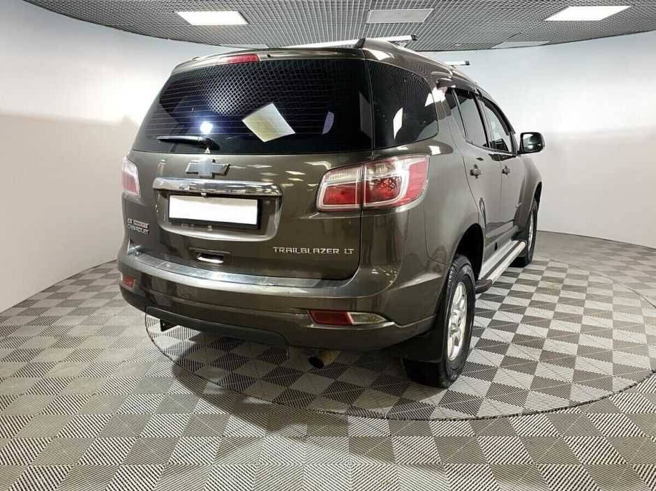 Chevrolet TrailBlazer, 2.8 л, АТ, 2015 фото 4