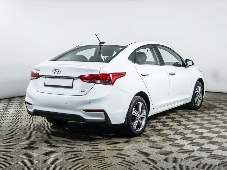Hyundai Solaris, 1.6 л, АТ, 2018 фото 4