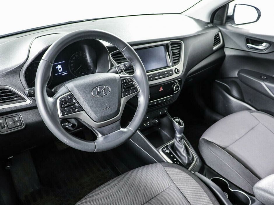 Hyundai Solaris, 1.6 л, АТ, 2018 фото 7