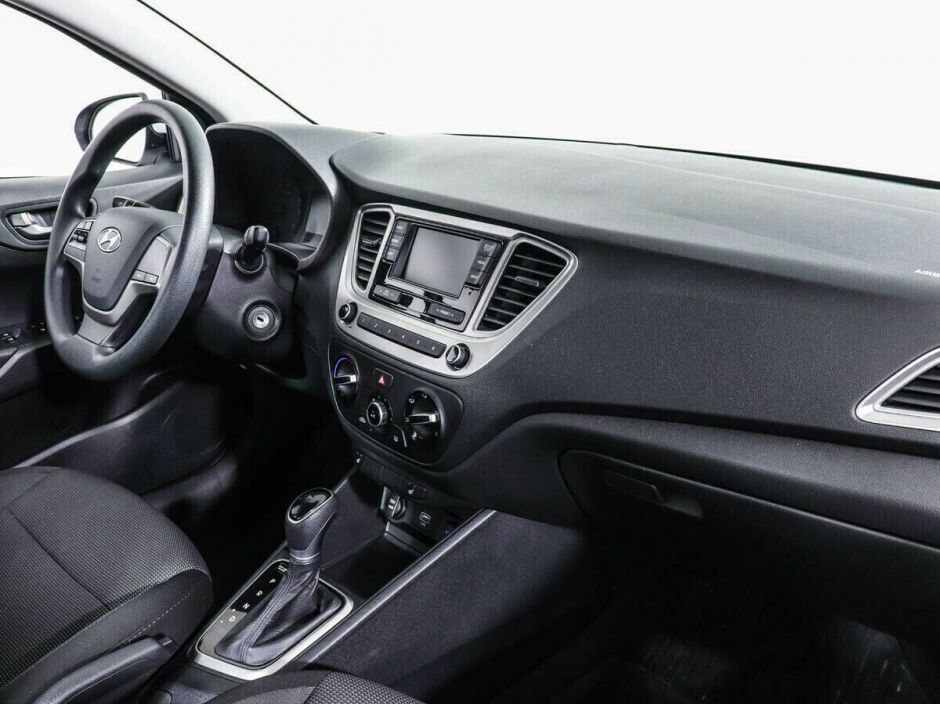 Hyundai Solaris, 1.6 л, АТ, 2019 фото 9