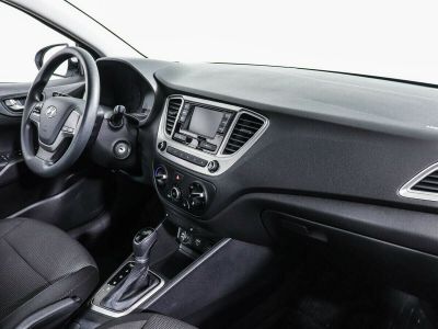 Hyundai Solaris, 1.6 л, АКПП, 2019 фото 9