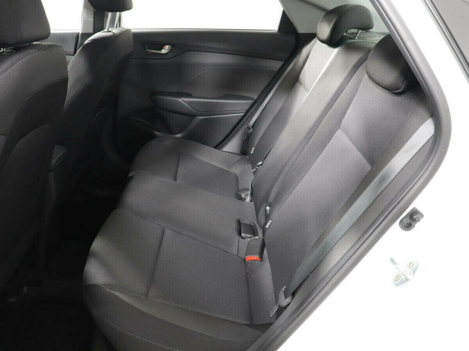 Hyundai Solaris, 1.6 л, МТ, 2018 фото 1