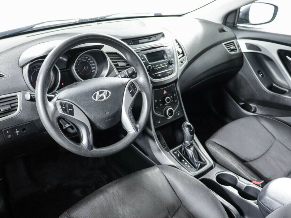 Hyundai Elantra, 1.6 л, АТ, 2014 фото 2