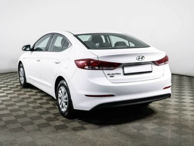 Hyundai Elantra, 1.6 л, МКПП, 2016 фото 6