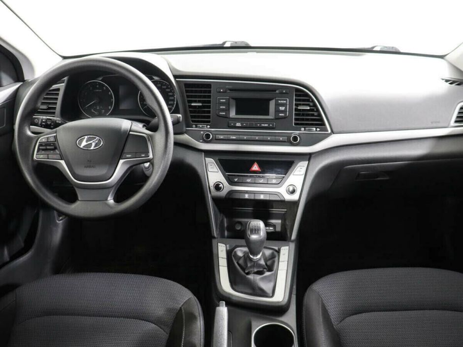 Hyundai Elantra, 1.6 л, МТ, 2016 фото 2