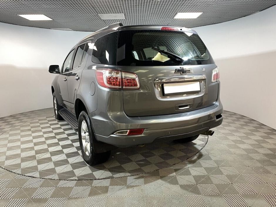 Chevrolet TrailBlazer, 2.8 л, АТ, 2015 фото 6