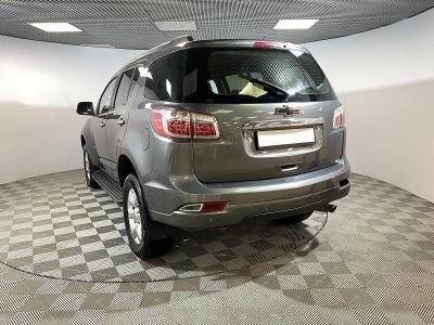 Chevrolet TrailBlazer, 2.8 л, АКПП, 2015 фото 6