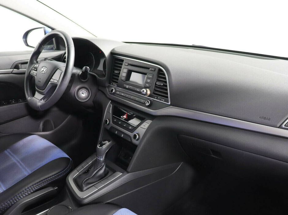 Hyundai Elantra, 1.6 л, АТ, 2017 фото 8