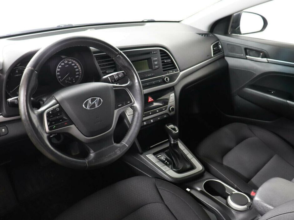 Hyundai Elantra, 2.0 л, АТ, 2017 фото 7