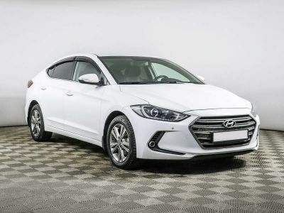 Hyundai Elantra, 2.0 л, АКПП, 2018 фото 5