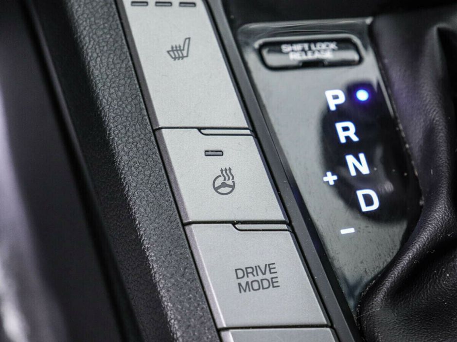 Hyundai Elantra, 2.0 л, АТ, 2018 фото 7