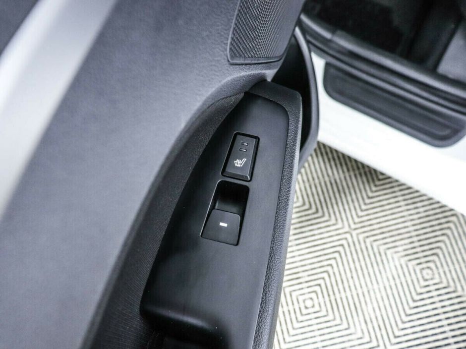 Hyundai Elantra, 2.0 л, АТ, 2018 фото 9