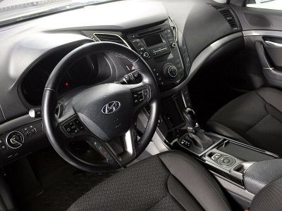 Hyundai i40, 2.0 л, АКПП, 2016 фото 2