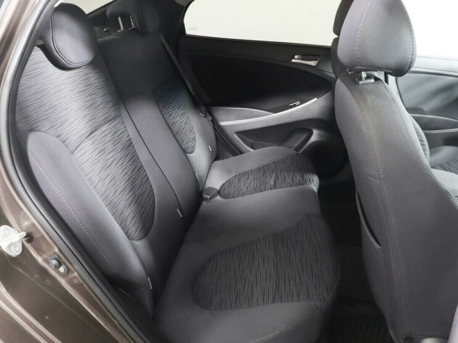 Hyundai Solaris, 1.6 л, АТ, 2015 фото 8