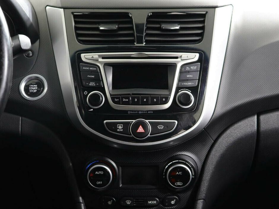 Hyundai Solaris, 1.6 л, АТ, 2015 фото 2