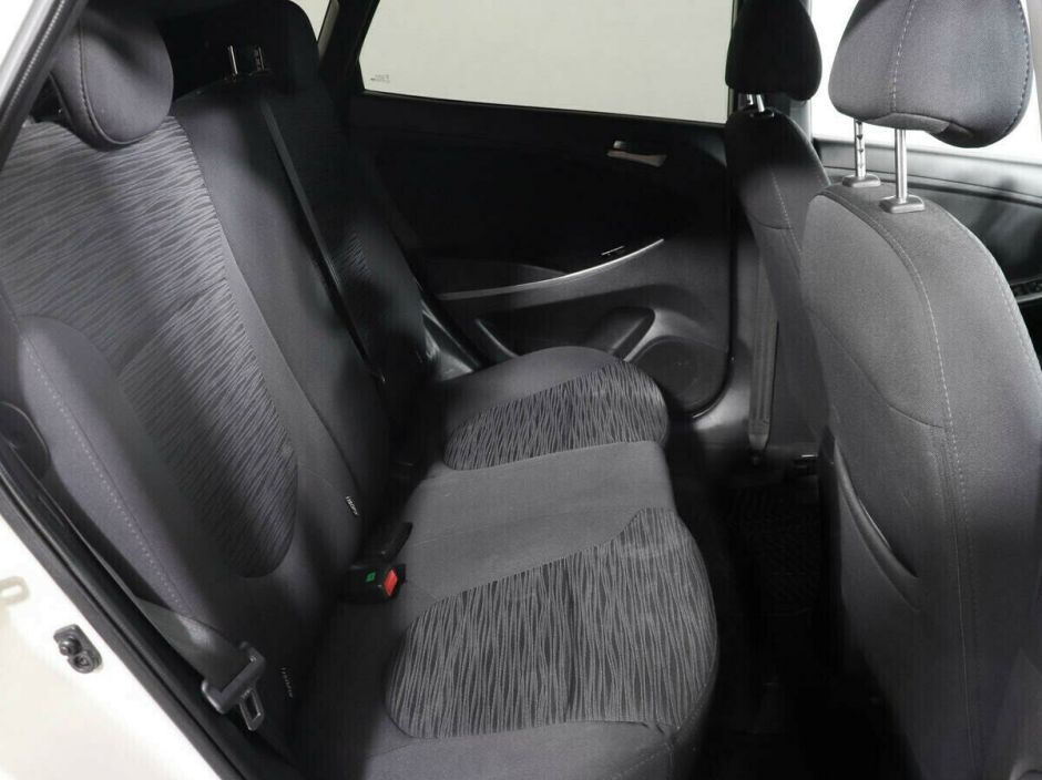 Hyundai Solaris, 1.6 л, МТ, 2017 фото 1