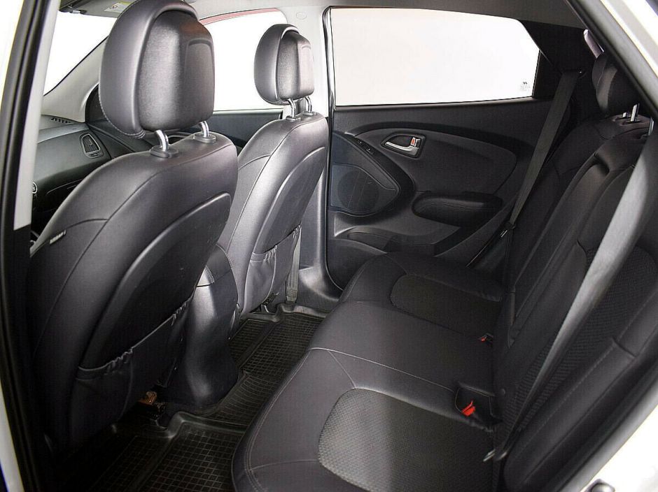 Hyundai ix35, 2.0 л, АТ, 2013 фото 8