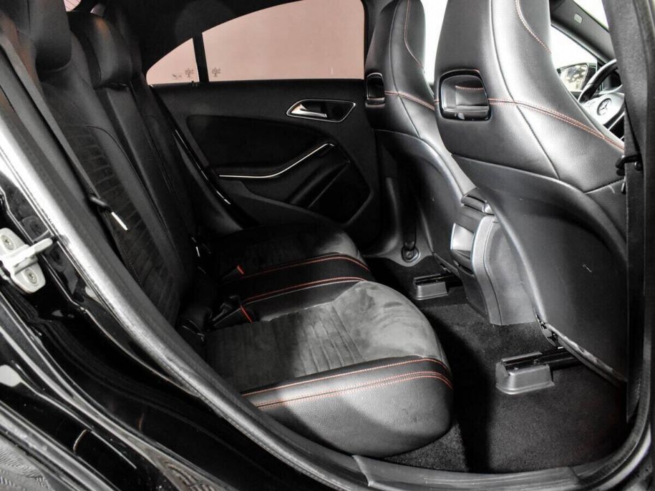 Mercedes-Benz CLA, 1.6 л, Робот, 2014 фото 1