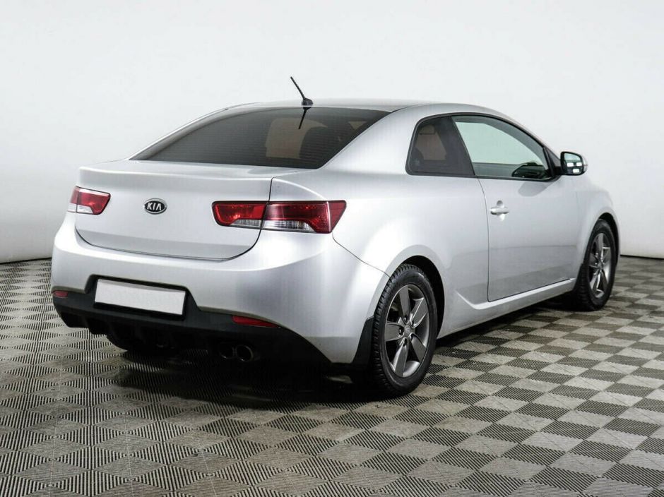Kia Cerato, 1.6 л, АТ, 2010 фото 5