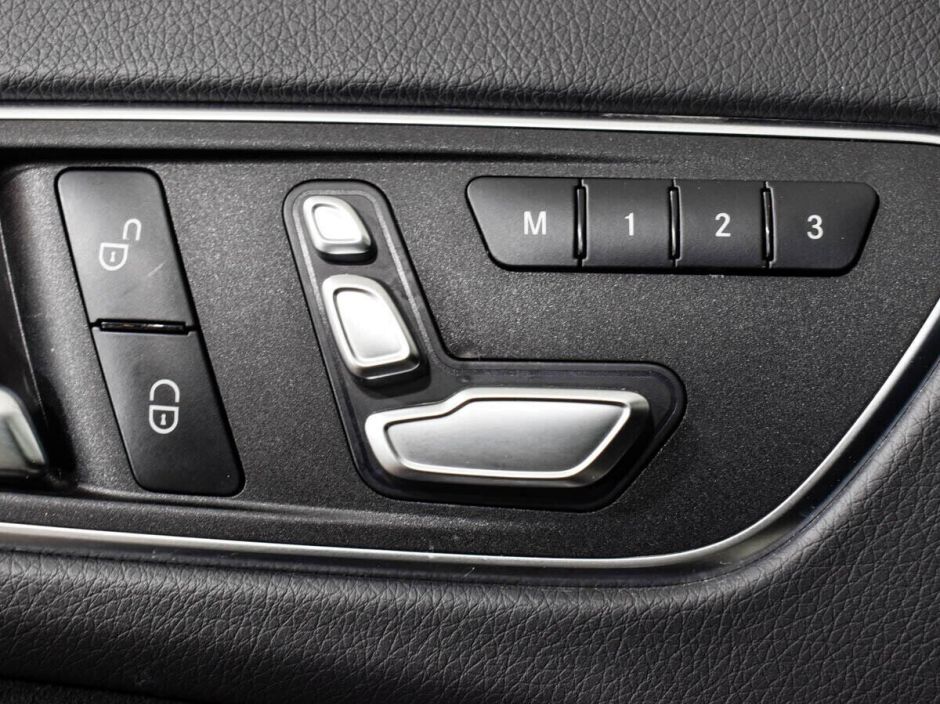 Mercedes-Benz CLA, 1.6 л, Робот, 2016 фото 7