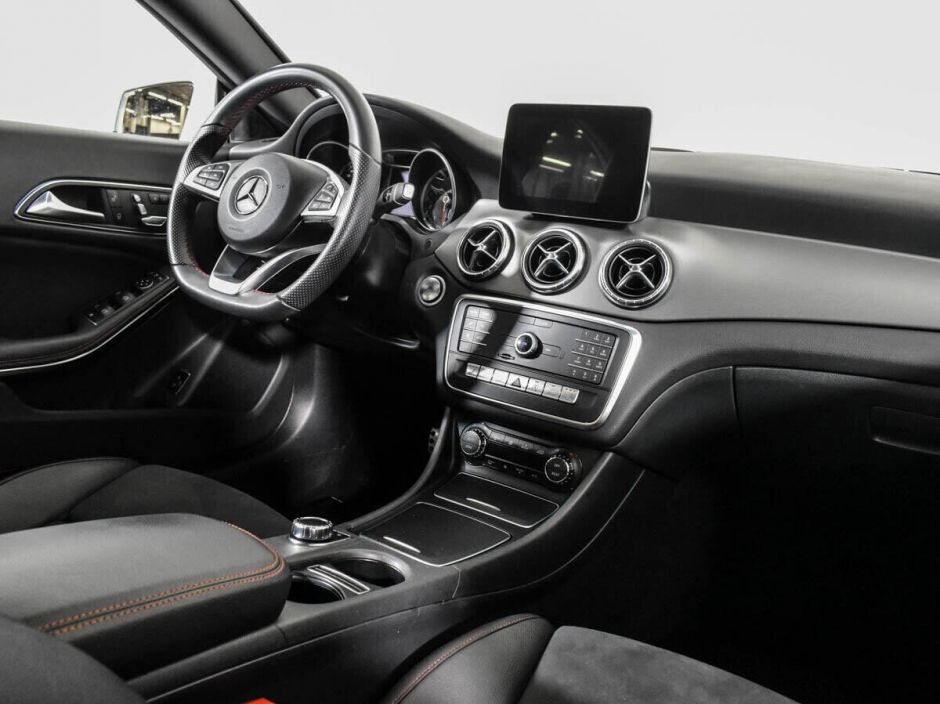 Mercedes-Benz CLA, 1.6 л, Робот, 2016 фото 2