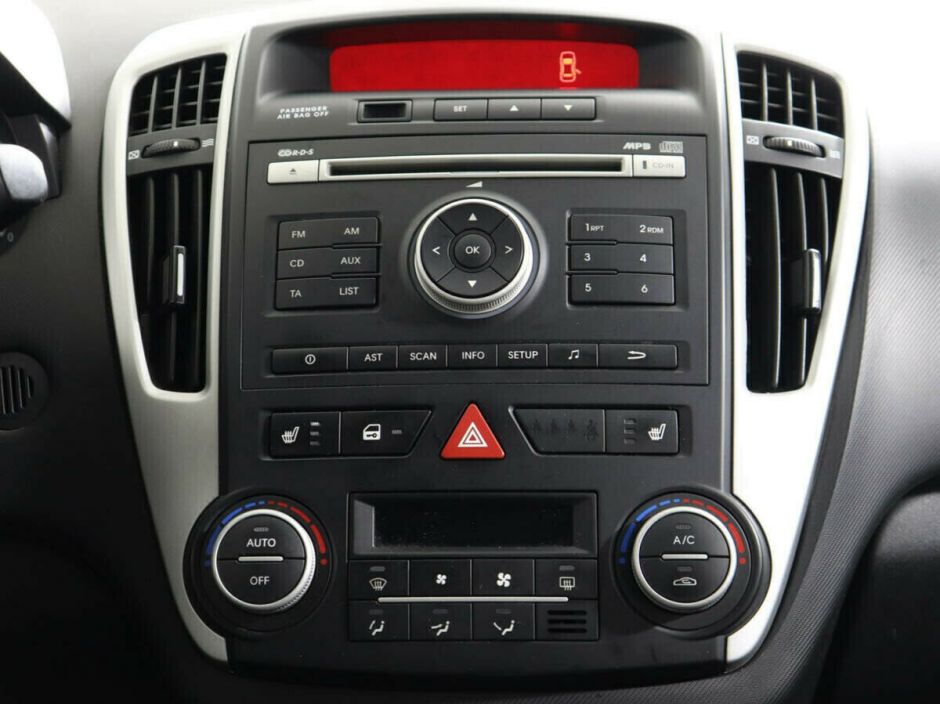 Kia Ceed, 1.6 л, АТ, 2010 фото 2