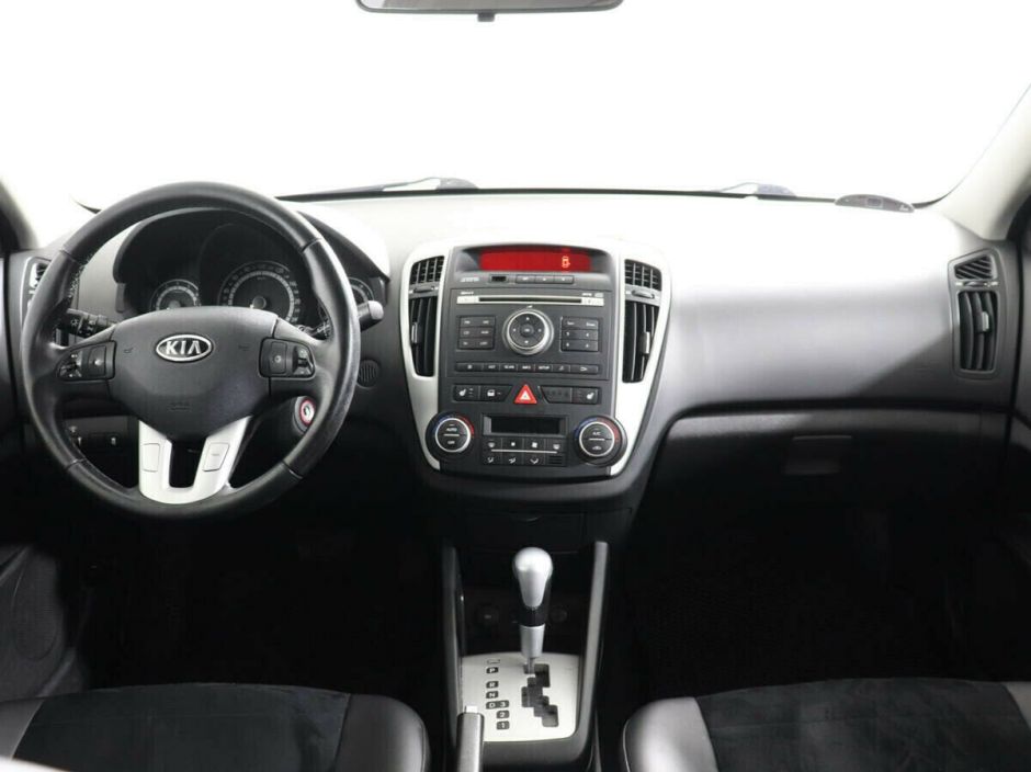 Kia Ceed, 1.6 л, АТ, 2011 фото 2