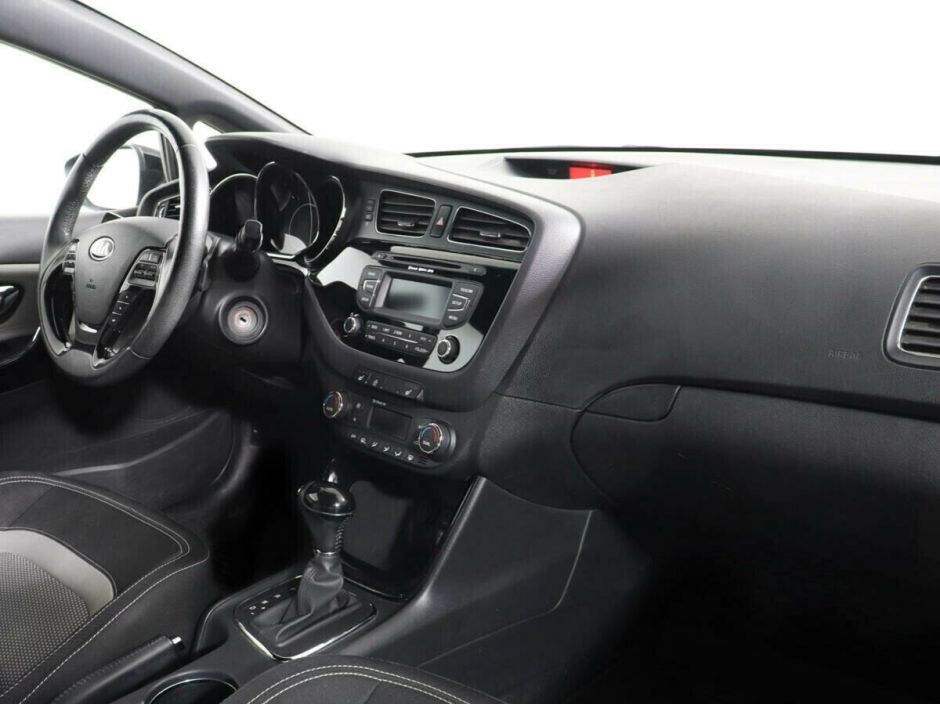 Kia Ceed, 1.6 л, АТ, 2014 фото 2