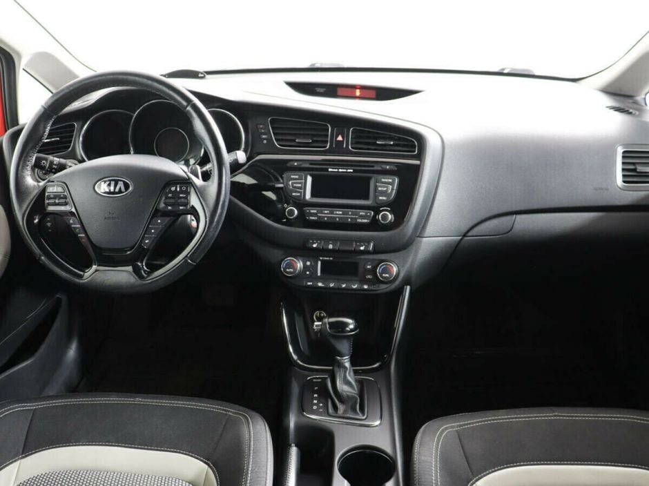 Kia Ceed, 1.6 л, АТ, 2014 фото 8