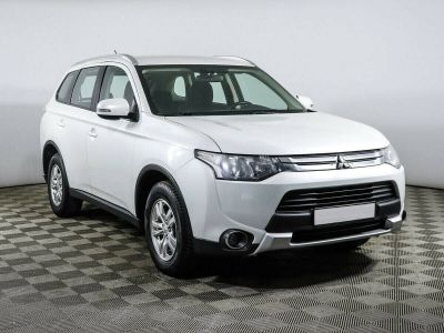 Mitsubishi Outlander, 2.0 л, CVT, 2014 фото 4