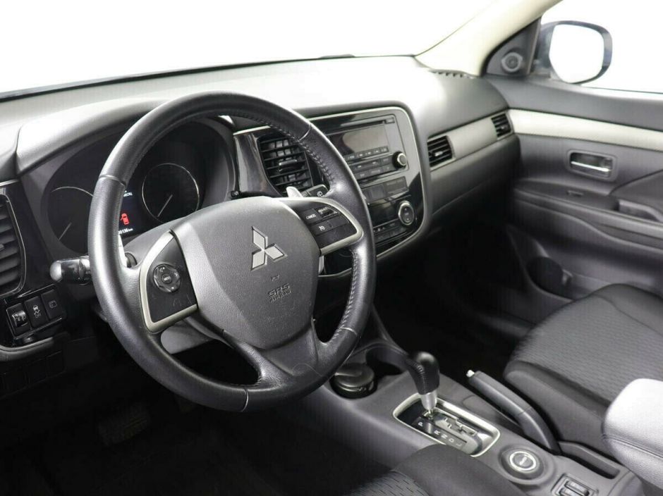 Mitsubishi Outlander, 2.0 л, Вариатор, 2014 фото 7
