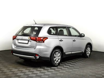 Mitsubishi Outlander, 2.0 л, CVT, 2015 фото 5