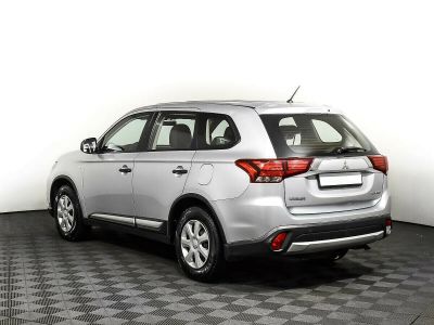 Mitsubishi Outlander, 2.0 л, CVT, 2015 фото 6