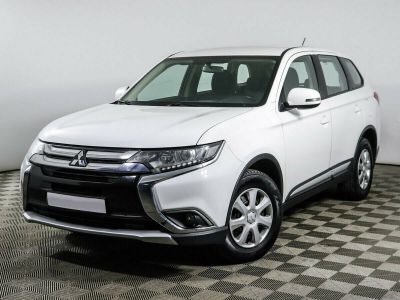 Mitsubishi Outlander, 2.0 л, CVT, 2015 фото 3