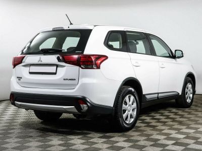 Mitsubishi Outlander, 2.0 л, CVT, 2015 фото 5