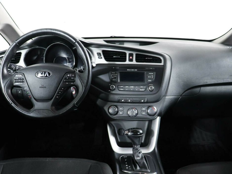 Kia Ceed, 1.6 л, АТ, 2015 фото 8