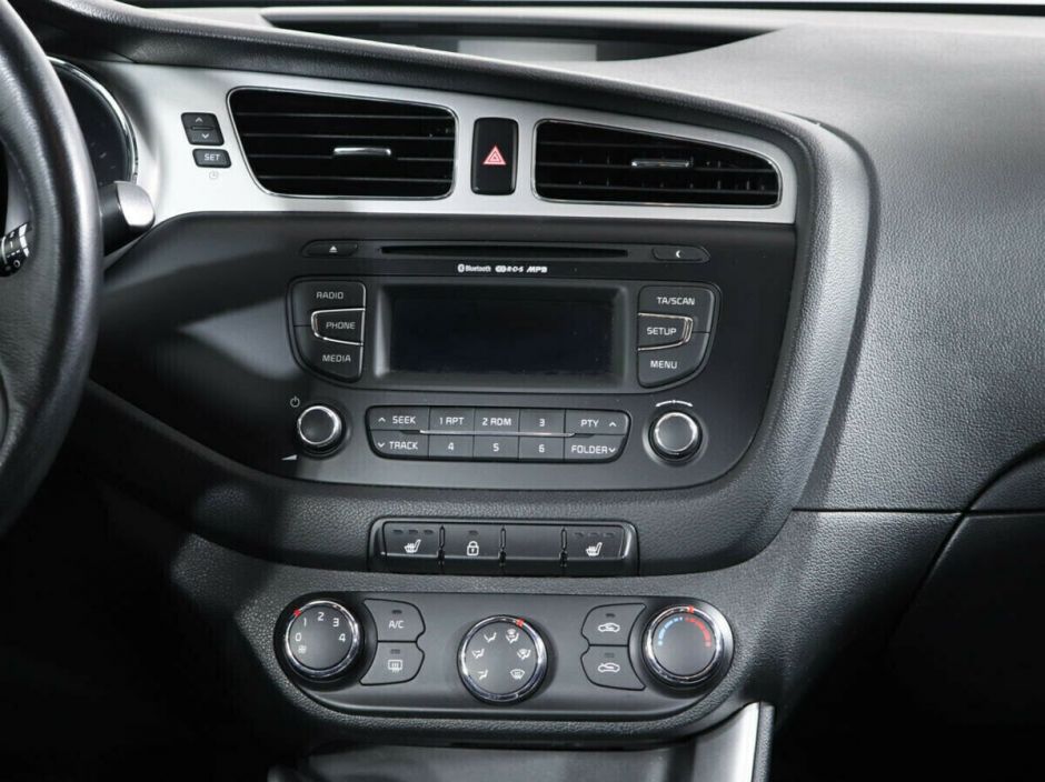 Kia Ceed, 1.6 л, АТ, 2015 фото 10