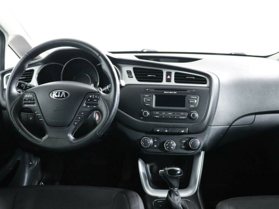 Kia Ceed, 1.6 л, АТ, 2015 фото 8