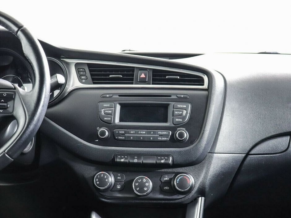 Kia Ceed, 1.6 л, АТ, 2018 фото 9