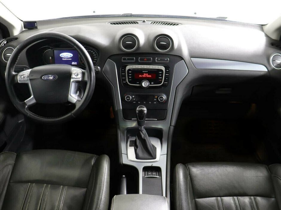 Ford Mondeo, 2.0 л, Робот, 2011 фото 8