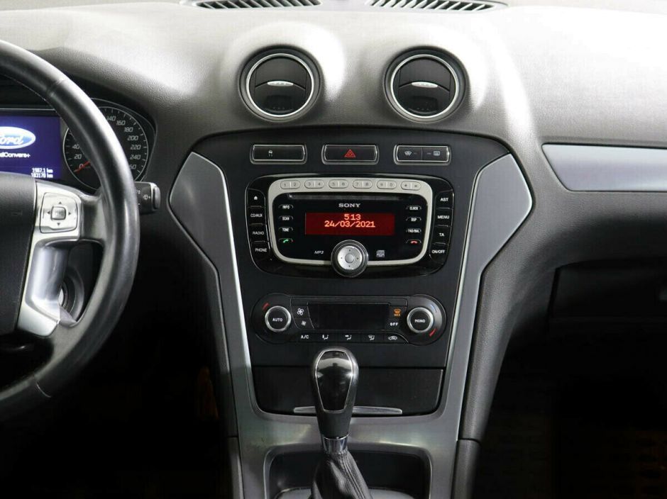 Ford Mondeo, 2.0 л, Робот, 2011 фото 2