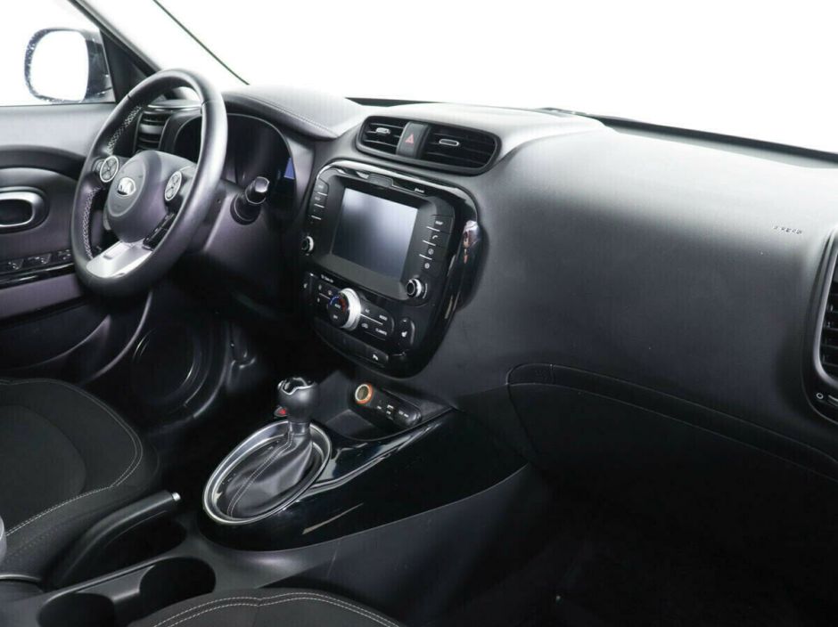 Kia Soul, 2.0 л, АТ, 2017 фото 2
