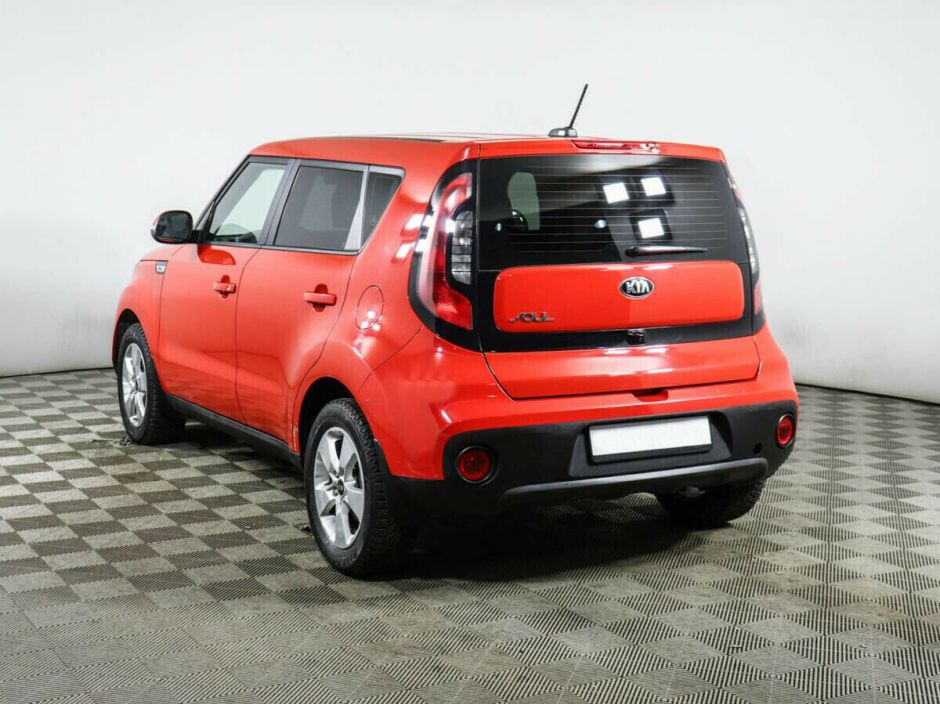 Kia Soul, 1.6 л, АТ, 2017 фото 6
