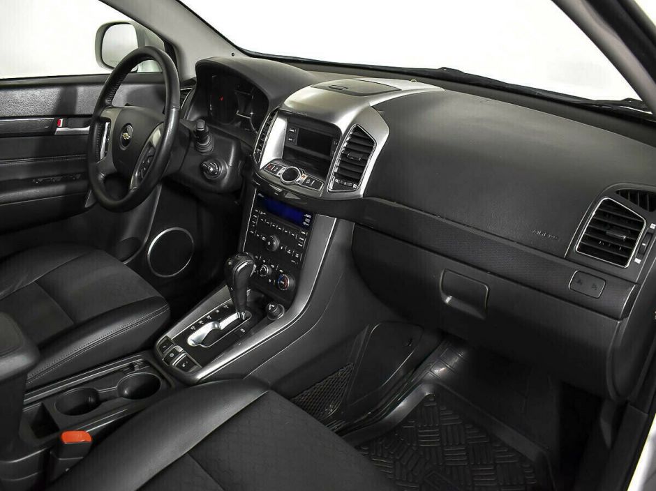 Chevrolet Captiva, 2.4 л, АТ, 2013 фото 10