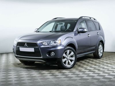 Mitsubishi Outlander, 2.4 л, CVT, 2010 фото 3