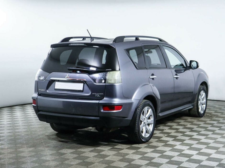 Mitsubishi Outlander, 2.4 л, Вариатор, 2010 фото 4