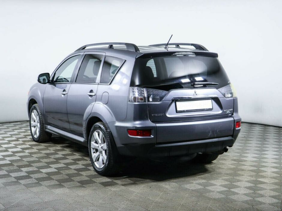 Mitsubishi Outlander, 2.4 л, Вариатор, 2010 фото 6