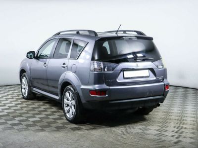 Mitsubishi Outlander, 2.4 л, CVT, 2010 фото 6