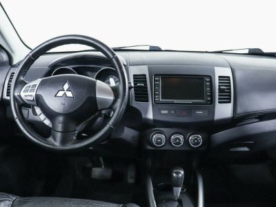 Mitsubishi Outlander, 2.4 л, CVT, 2010 фото 1