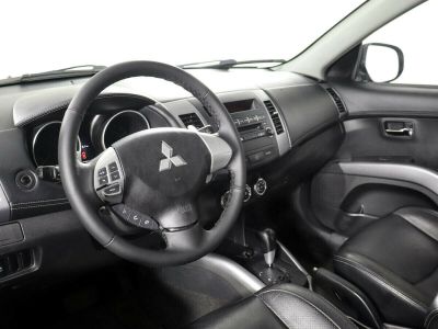 Mitsubishi Outlander, 2.4 л, CVT, 2011 фото 2